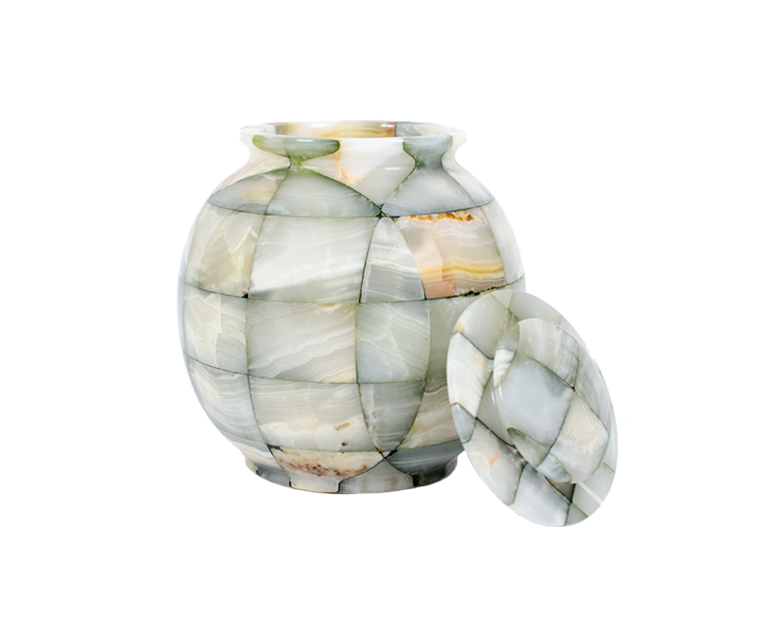 Triumph Onyx Green Urn - Image 3